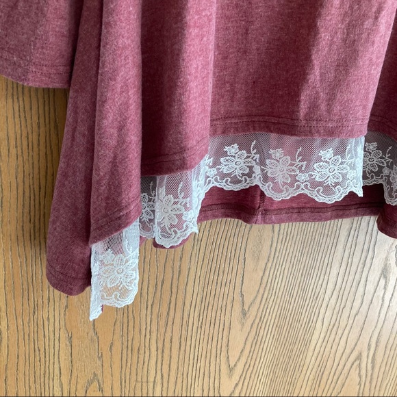 Scoop Neck Rose Lace Trim Long Sleeve Tunic Top - Picture 7 of 7